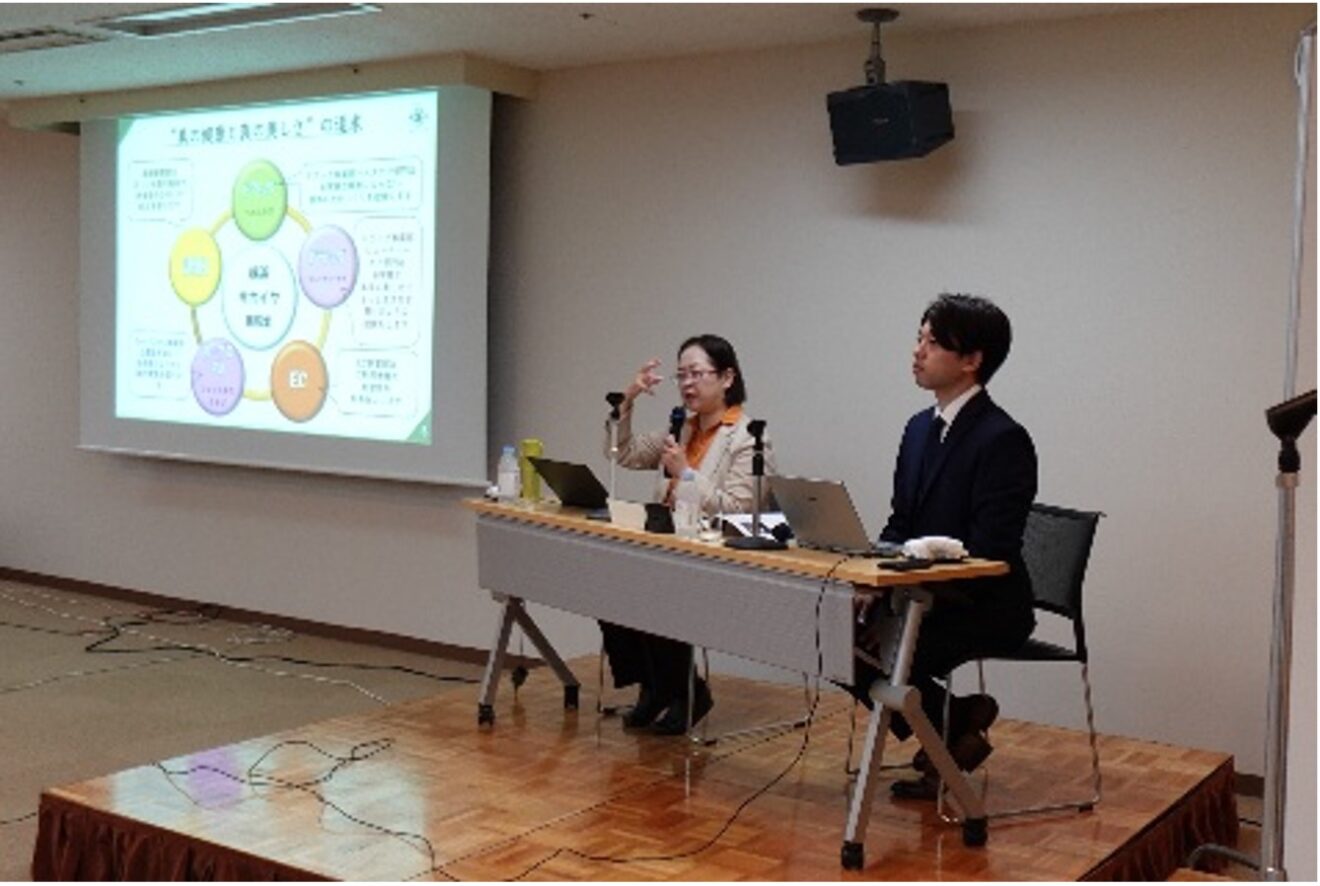 理論研修実施報告『老舗薬局と経営コンサルタントが二人三脚で歩んだ「100億宣言」への歩み』